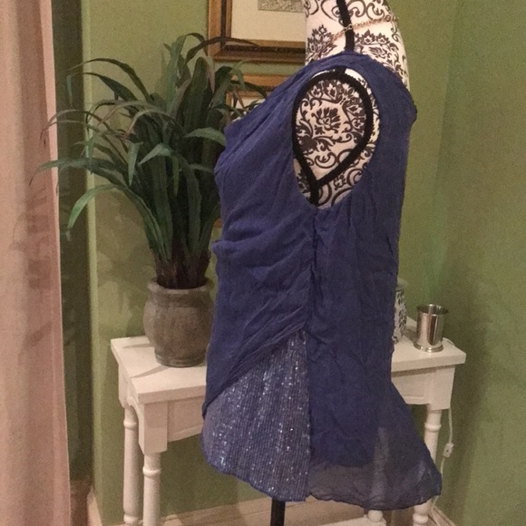 Sequin and gauze top - Picture 3 of 6